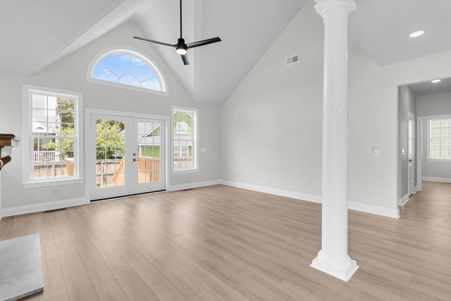 112 Brightwood Drive, Huger, SC 29450