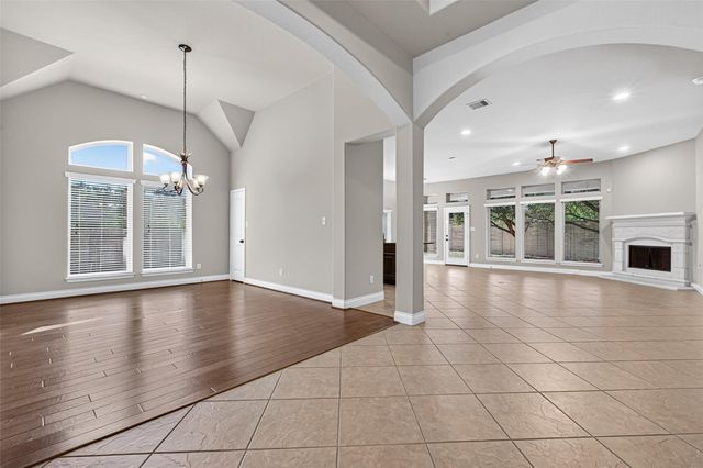 6206 Orange Blossom Lane, Rosenberg, TX 77471