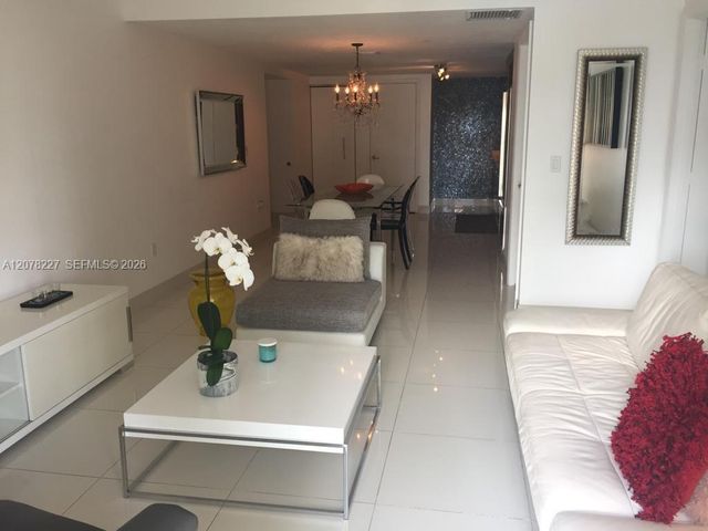 485 Brickell Avenue 1811, Miami, FL 33131
