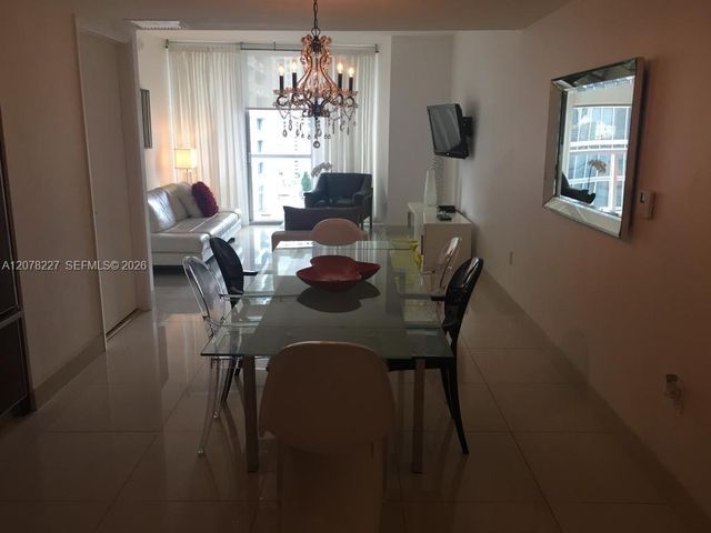 485 Brickell Avenue 1811, Miami, FL 33131