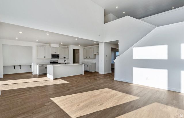 4907 EMERALD AVE, Eagle Mountain, UT 84005