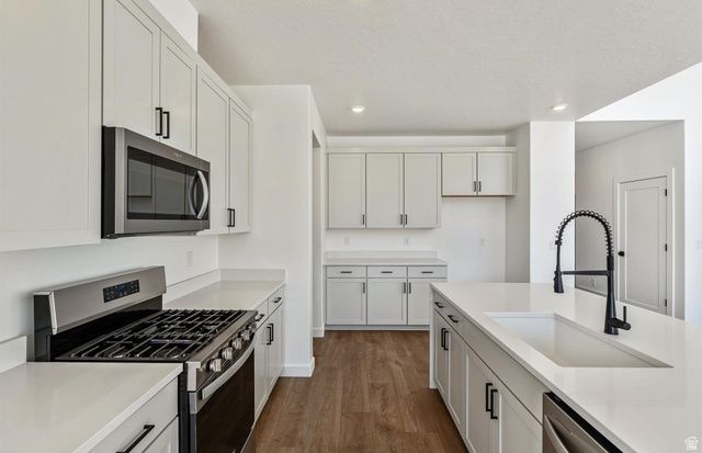 4907 EMERALD AVE, Eagle Mountain, UT 84005