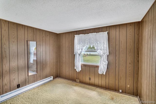 15387 Schultz Road, Berlin Township, MI 48002