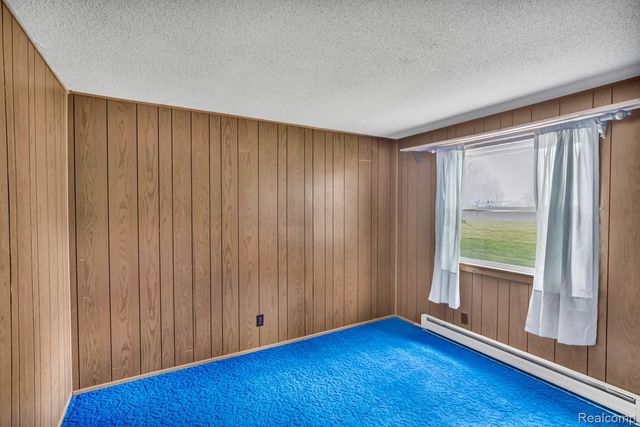 15387 Schultz Road, Berlin Township, MI 48002