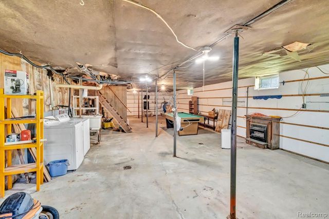 15387 Schultz Road, Berlin Township, MI 48002