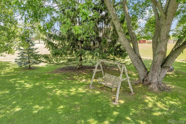 15387 Schultz Road, Berlin Township, MI 48002