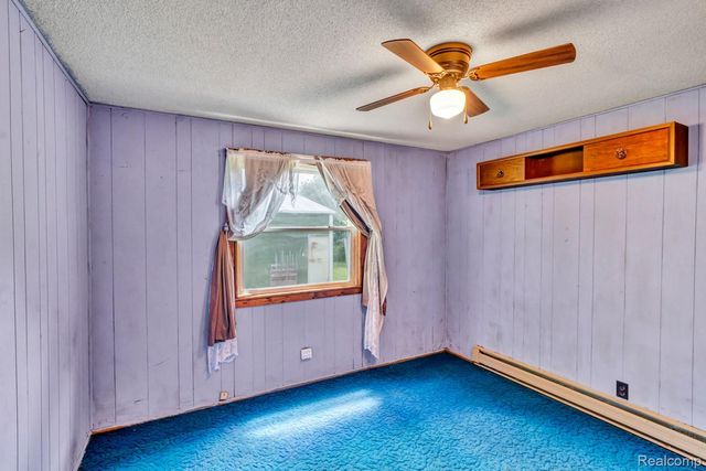 15387 Schultz Road, Berlin Township, MI 48002