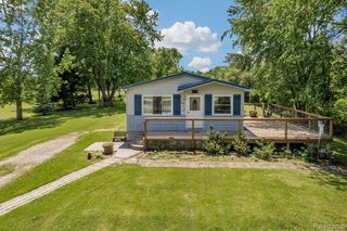 15387 Schultz Road, Berlin Township, MI 48002
