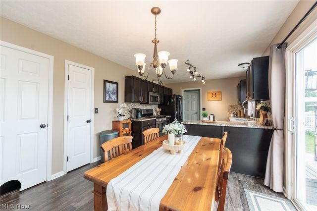 5410 Fountain Circle, North Ridgeville, OH 44039