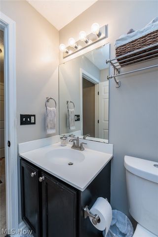 5410 Fountain Circle, North Ridgeville, OH 44039