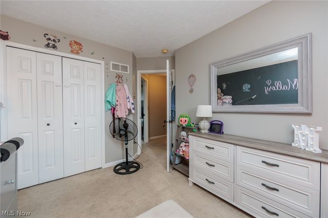 5410 Fountain Circle, North Ridgeville, OH 44039