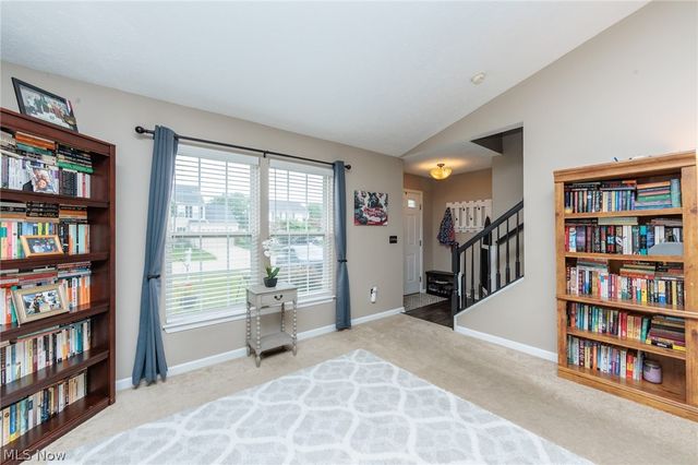 5410 Fountain Circle, North Ridgeville, OH 44039