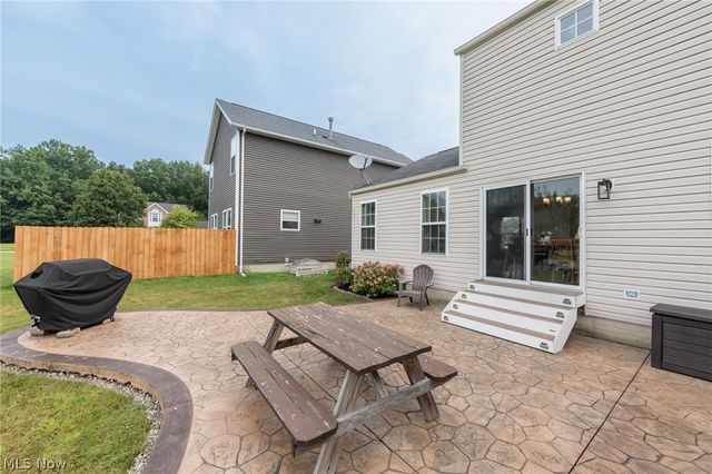 5410 Fountain Circle, North Ridgeville, OH 44039