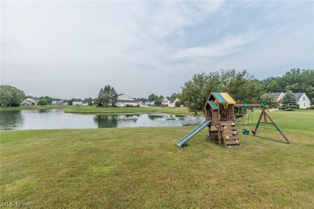 5410 Fountain Circle, North Ridgeville, OH 44039