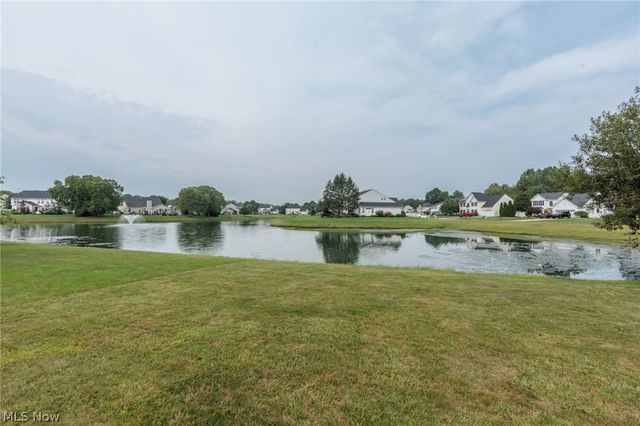 5410 Fountain Circle, North Ridgeville, OH 44039