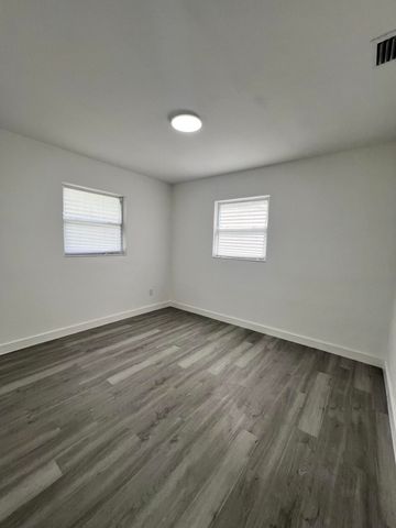 2801 Avenue Q Avenue, Fort Pierce, FL 34947