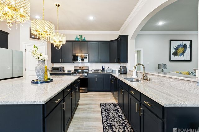 8898 Dalwood Dr, Denham Springs, LA 70726