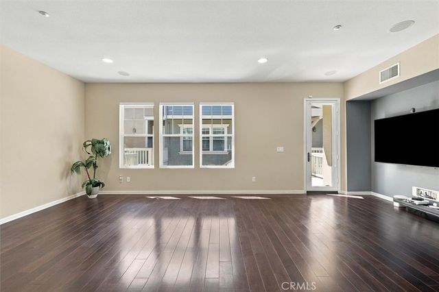 1800 Oak 515, Torrance, CA 90501