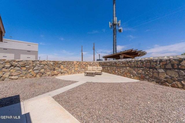 2297 Lisa Sherr Street, El Paso, TX 79938