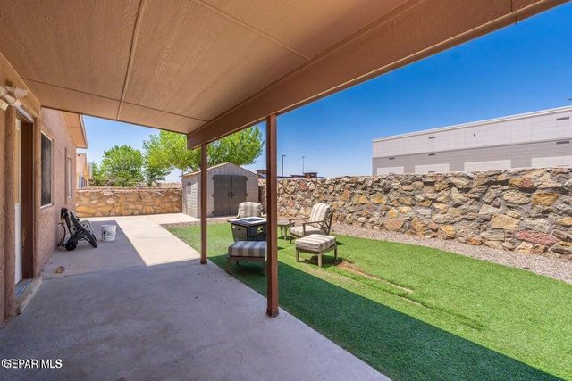 2297 Lisa Sherr Street, El Paso, TX 79938