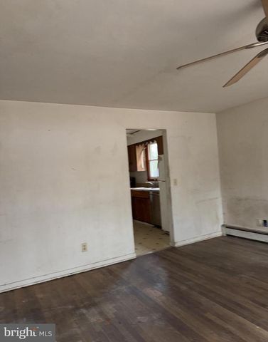 601 E LAKESHORE DR, Browns Mills, NJ 08015