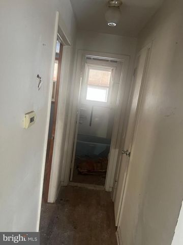 601 E LAKESHORE DR, Browns Mills, NJ 08015