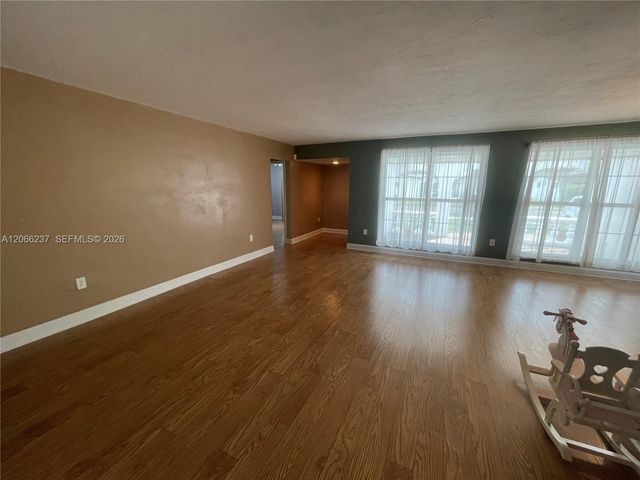 9301 SW 54th Street, Cooper City, FL 33328