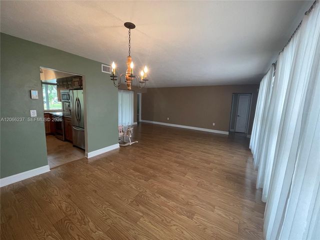 9301 SW 54th Street, Cooper City, FL 33328