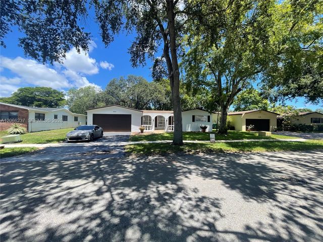 9301 SW 54th Street, Cooper City, FL 33328