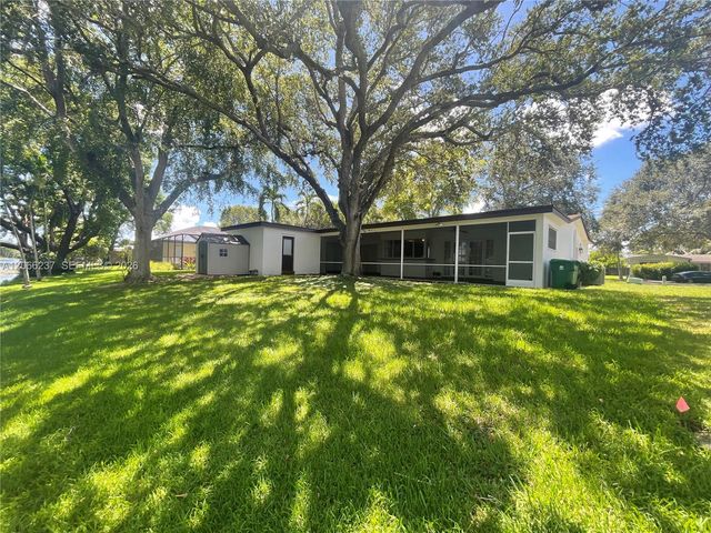 9301 SW 54th Street, Cooper City, FL 33328