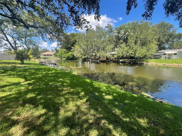 9301 SW 54th Street, Cooper City, FL 33328
