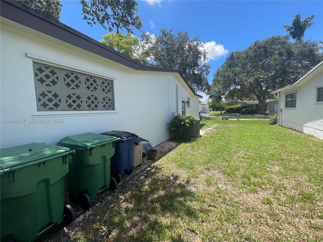 9301 SW 54th Street, Cooper City, FL 33328