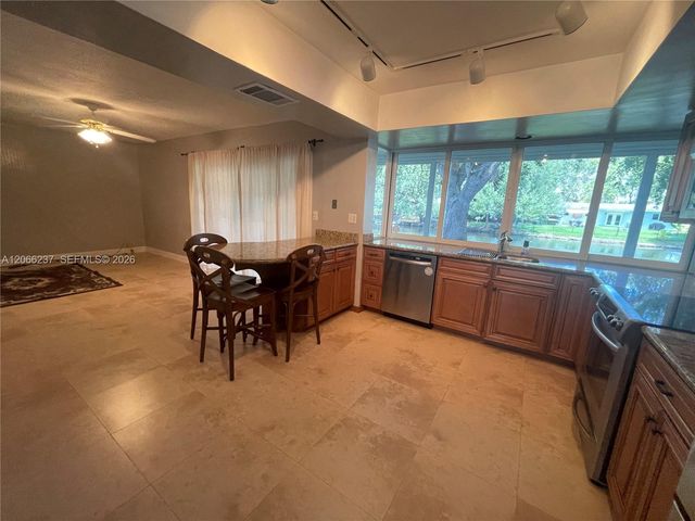 9301 SW 54th Street, Cooper City, FL 33328