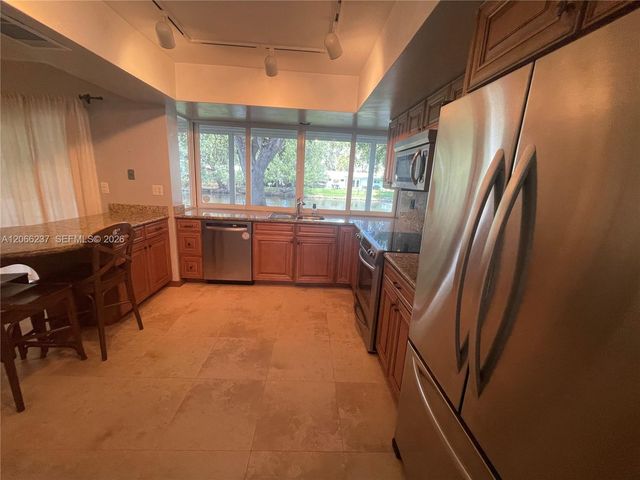 9301 SW 54th Street, Cooper City, FL 33328