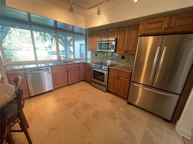 9301 SW 54th Street, Cooper City, FL 33328