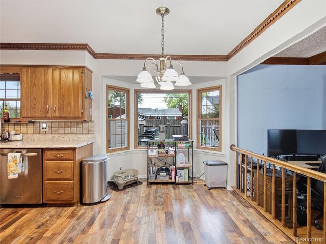 18529 Dogwood, Fraser, MI 48026