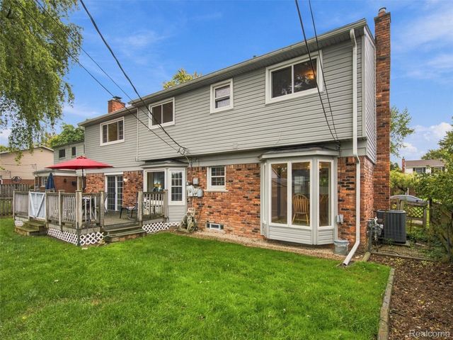 18529 Dogwood, Fraser, MI 48026