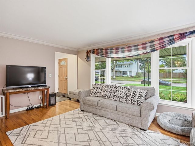 18529 Dogwood, Fraser, MI 48026