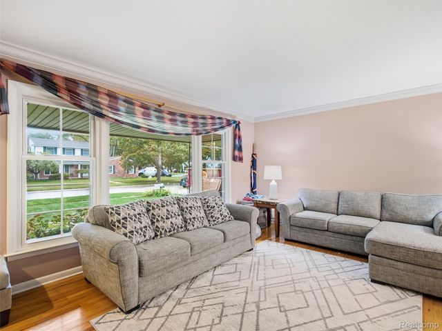 18529 Dogwood, Fraser, MI 48026