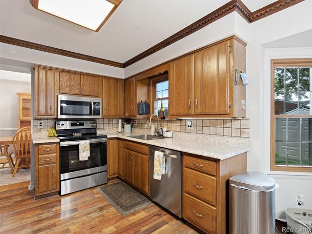 18529 Dogwood, Fraser, MI 48026