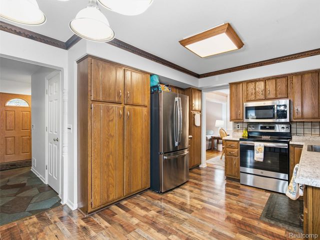 18529 Dogwood, Fraser, MI 48026