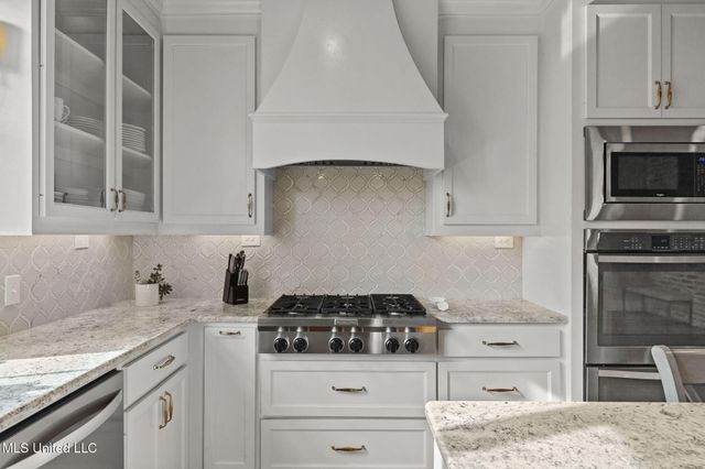 1004 Sapphire Crossing, Flowood, MS 39232