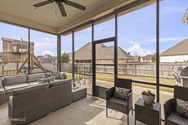 1004 Sapphire Crossing, Flowood, MS 39232