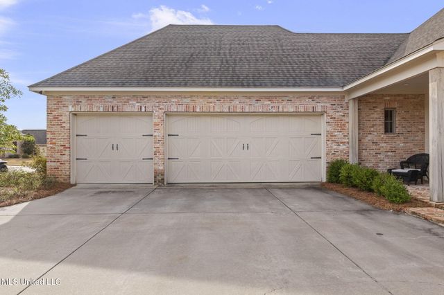 1004 Sapphire Crossing, Flowood, MS 39232