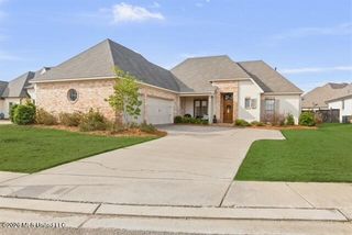 1004 Sapphire Crossing, Flowood, MS 39232