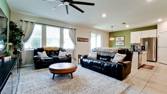 5517 LOS ROBLES COURT, Palmetto, FL 34221