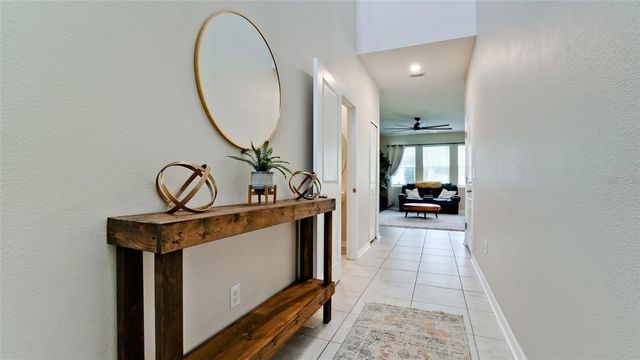 5517 LOS ROBLES COURT, Palmetto, FL 34221