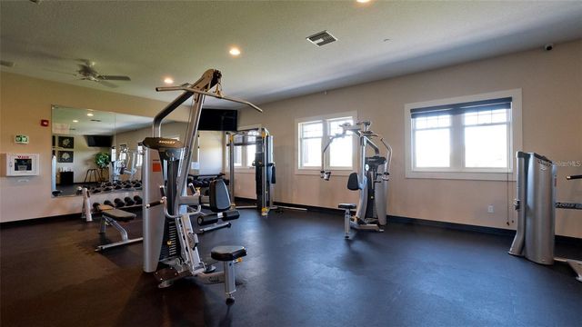 5517 LOS ROBLES COURT, Palmetto, FL 34221