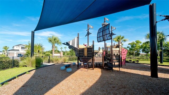 5517 LOS ROBLES COURT, Palmetto, FL 34221