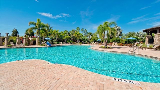 5517 LOS ROBLES COURT, Palmetto, FL 34221